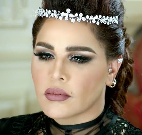 Ahlam, United Arab Emirates (portrait via Wikimedia Commons)