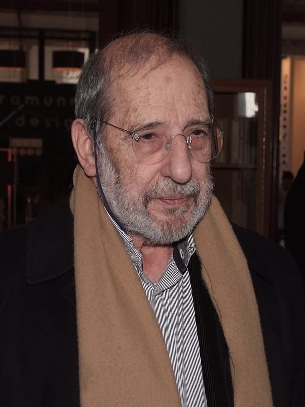 Álvaro Siza Vieira, Portugal (portrait via Wikimedia Commons)