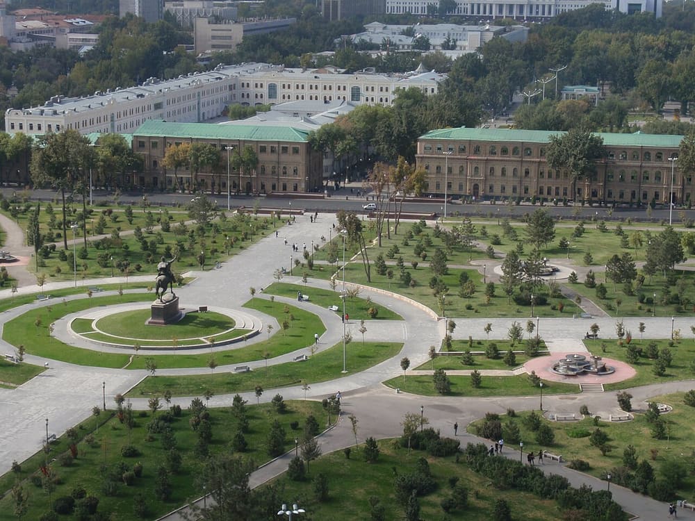 Amir Timur Square, Tashkent, Uzbekistan (Wimup)