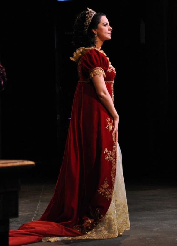Angela Gheorghiu, Romania (portrait via Wikimedia Commons)