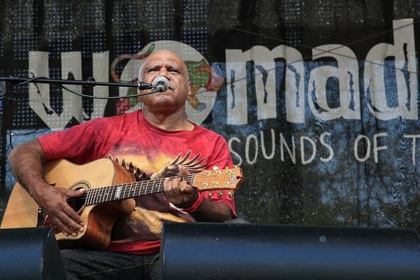 Archie Roach, Australia (portrait via Wikimedia Commons)