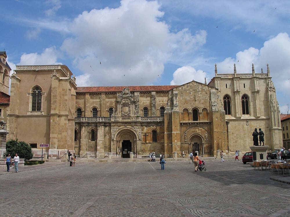 Basílica de San Isidoro, León, Spain (Wimup)