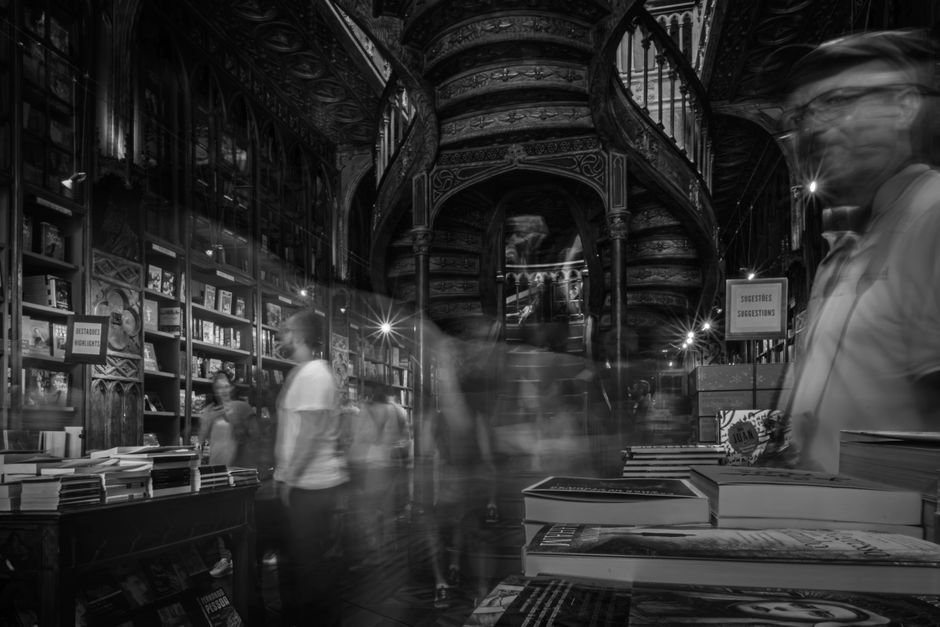 Book ahead for Livraria Lello, Porto (Wimup)