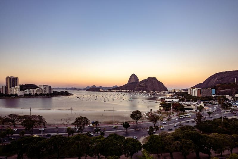 Botafogo bar strip