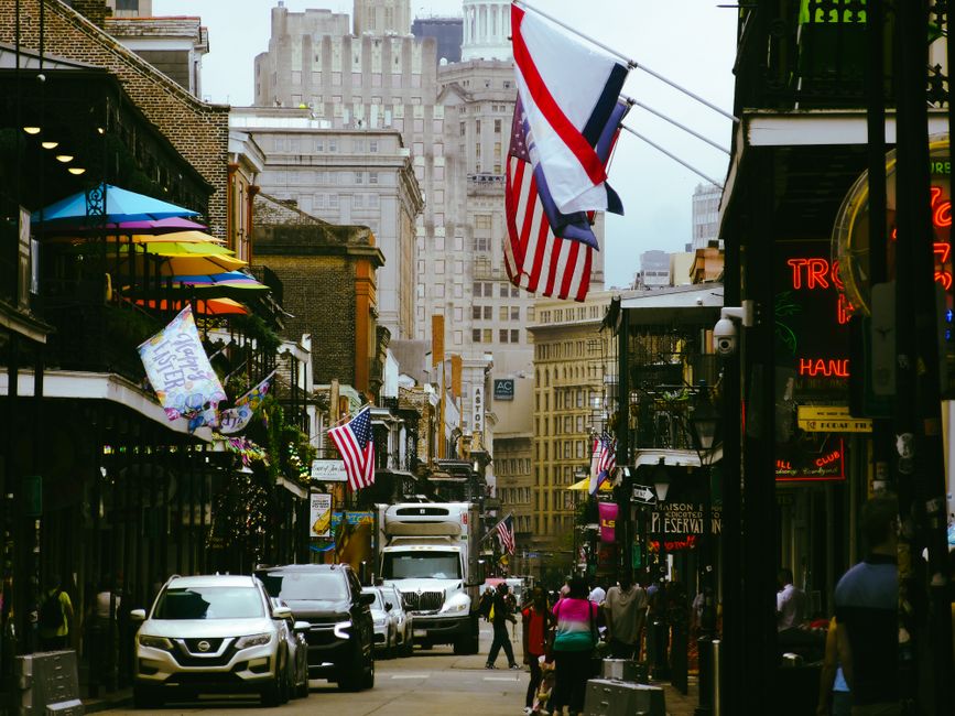 Café du Monde and the French Market, New Orleans, United States