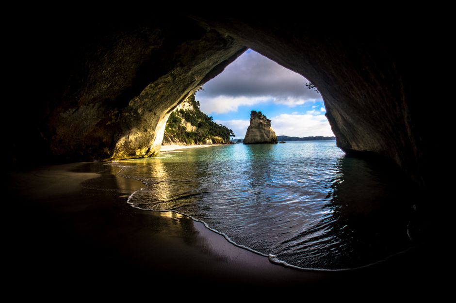 Cathedral Cove / Mautohe