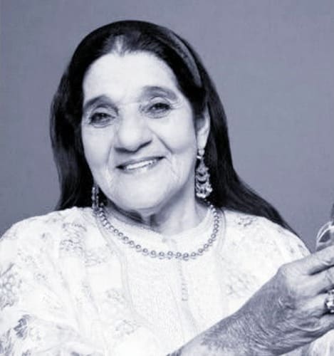 Cheikha Rimitti, Algeria (portrait via Wikimedia Commons)
