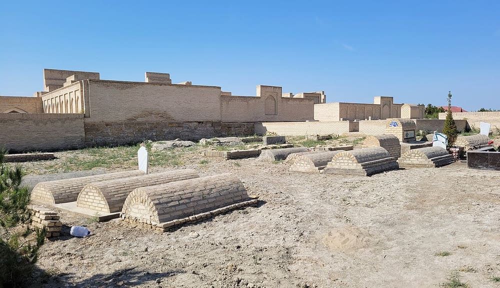 Chor Bakr Necropolis