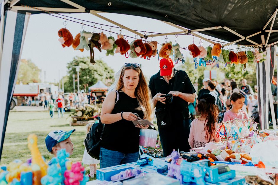 Davies Park Market
