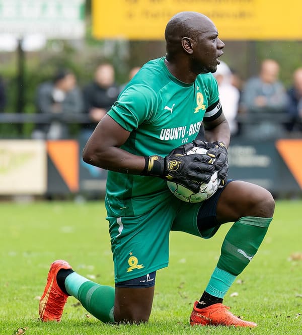 Denis Onyango, Uganda (portrait via Wikimedia Commons)