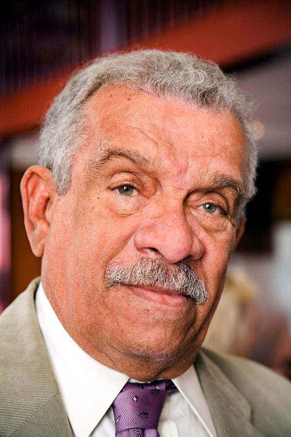 Derek Walcott, Saint Lucia (portrait via Wikimedia Commons)