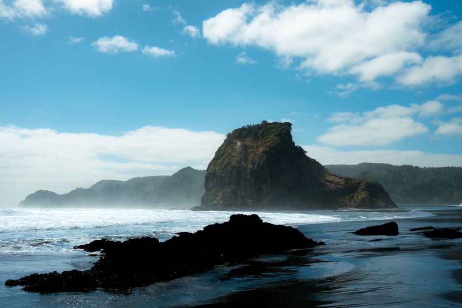 Drive west to Piha and the Waitākere Ranges, Auckland, New Zealand