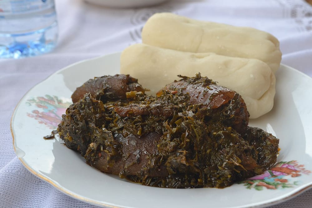 Eru, Yaounde (Wimup travel guide)