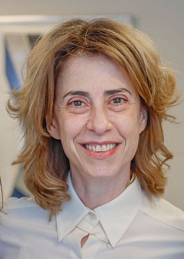 Fernanda Torres, Brazil (portrait via Wikimedia Commons)