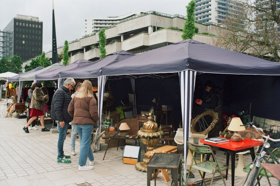 Flea market at Bij Sint-Jacobs