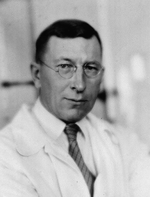 Frederick Banting, Canada (portrait via Wikimedia Commons)