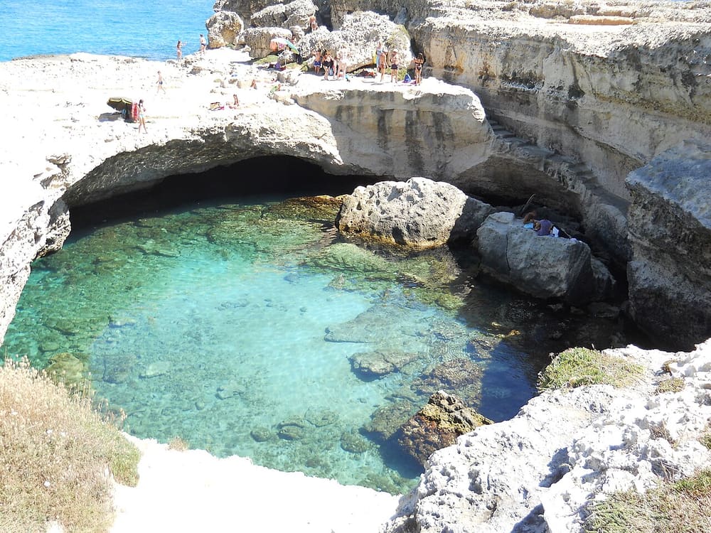 Grotta della Poesia, Lecce, Italy (Wimup)