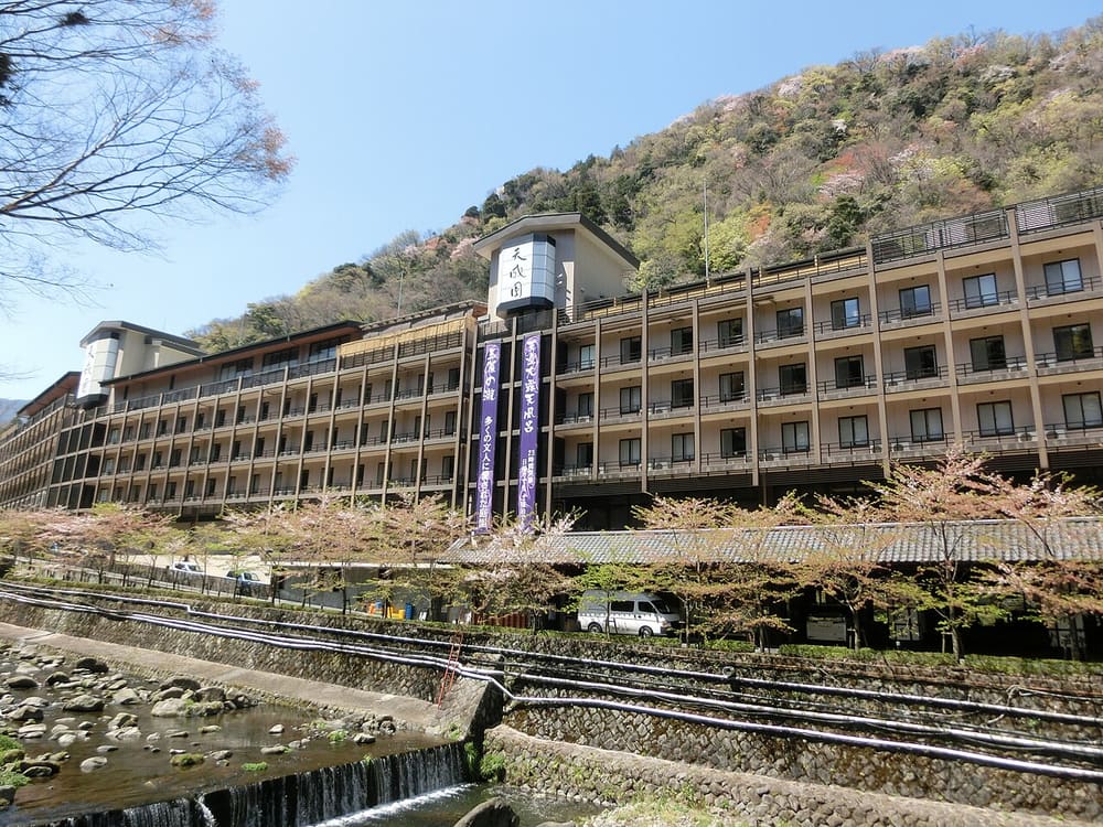Tenseien
