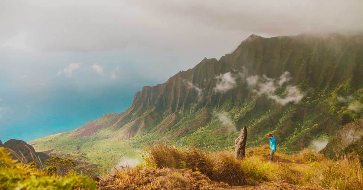 Kalalau Trail, Kauai, Hawaii, USA, hiking travel guide (Wimup)
