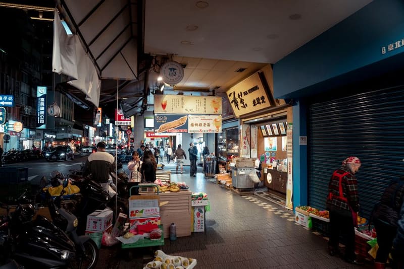 Huaxi Street Night Market