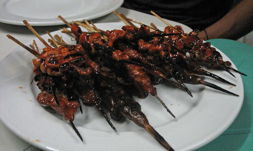Isaw, Philippines (Wimup)