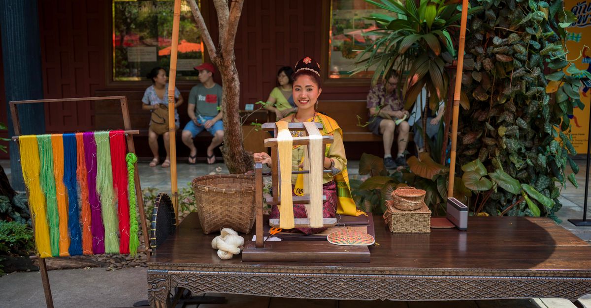 Visit the Jim Thompson House, Bangkok, Thailand