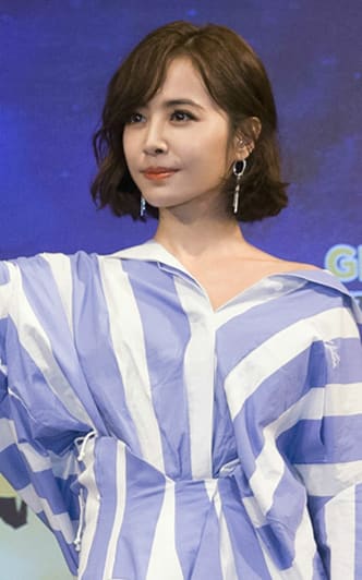 Jolin Tsai, Taiwan (portrait via Wikimedia Commons)