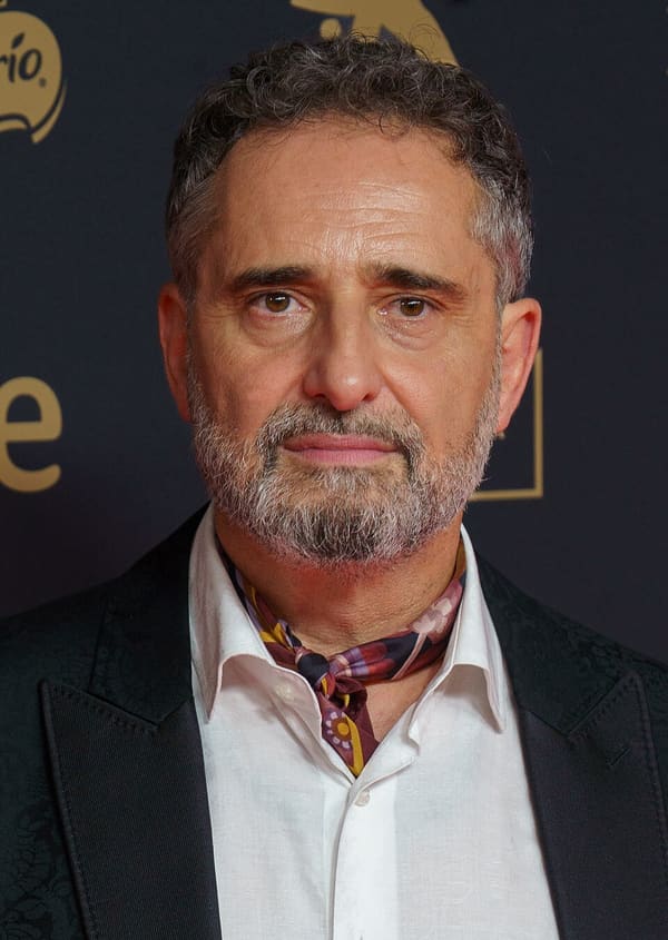 Jorge Drexler, Uruguay (portrait via Wikimedia Commons)