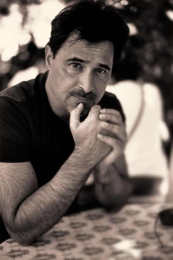 José Eduardo Agualusa, Angola (portrait via Wikimedia Commons)