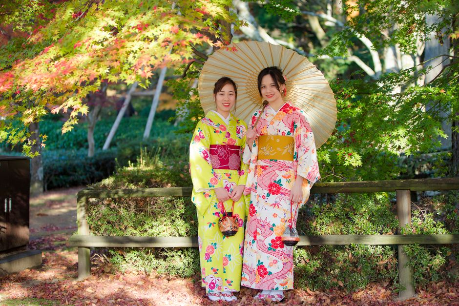 Kaga Yuzen Kimono Center
