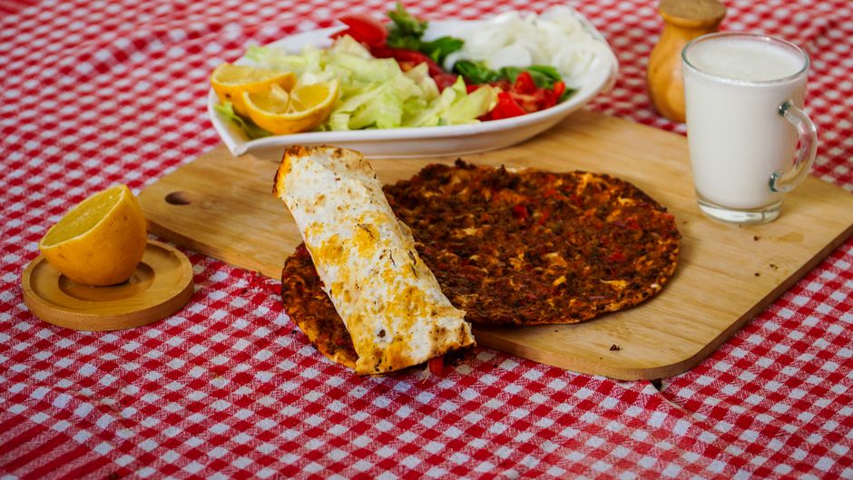 Lahmacun, Istanbul (Wimup travel guide)