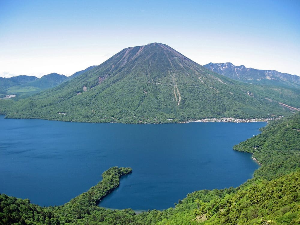 Lake Chuzenji, Nikko, Japan (Wimup)