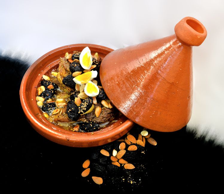 Lamb tagine with prunes, Chefchaouen (Wimup travel guide)