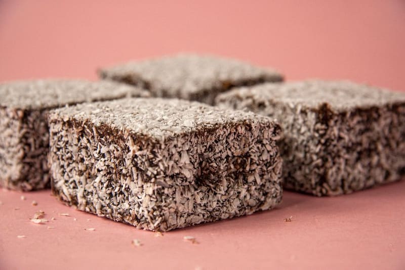 Lamington, Melbourne (Wimup travel guide)