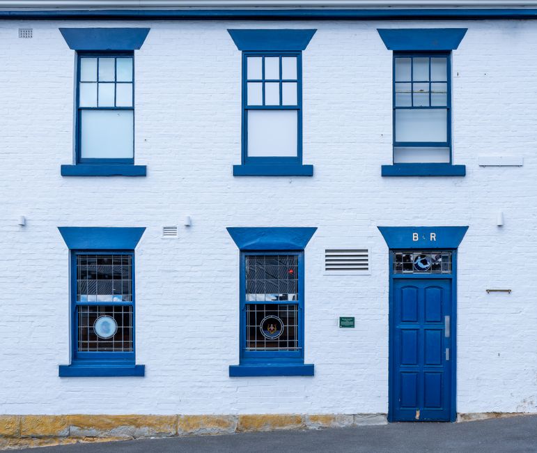 LARK Cellar Door