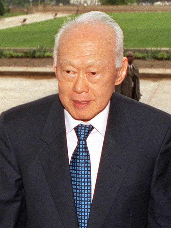 Lee Kuan Yew, Singapore (portrait via Wikimedia Commons)