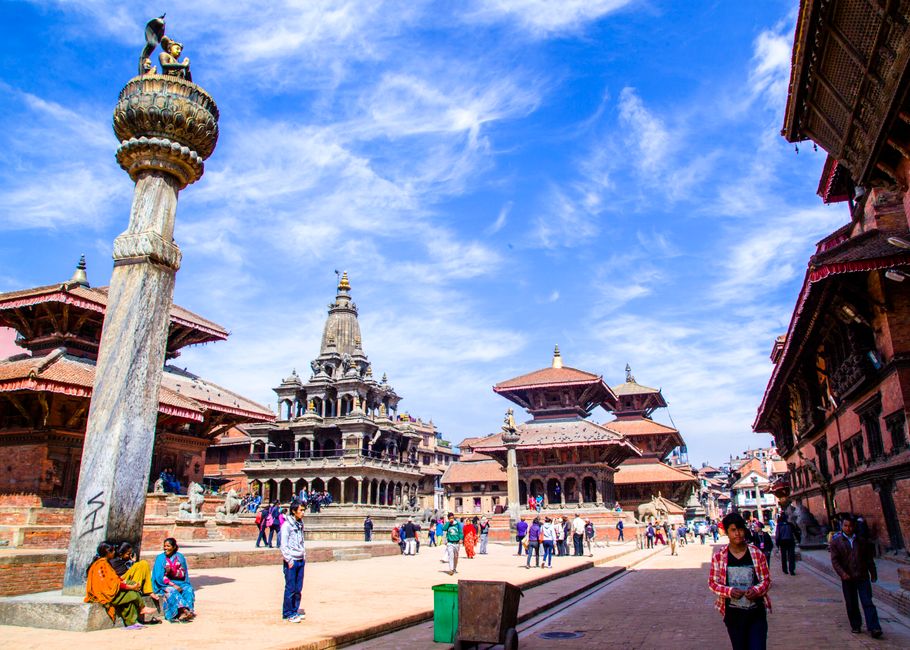 Mangal Bazaar and the Patan workshops