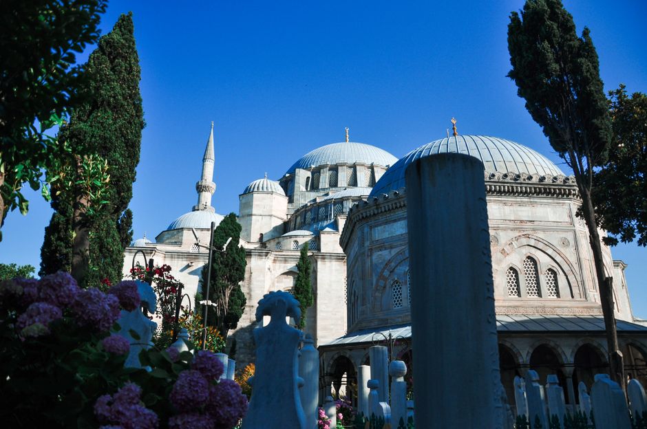 Mihrimah Sultan Mosque