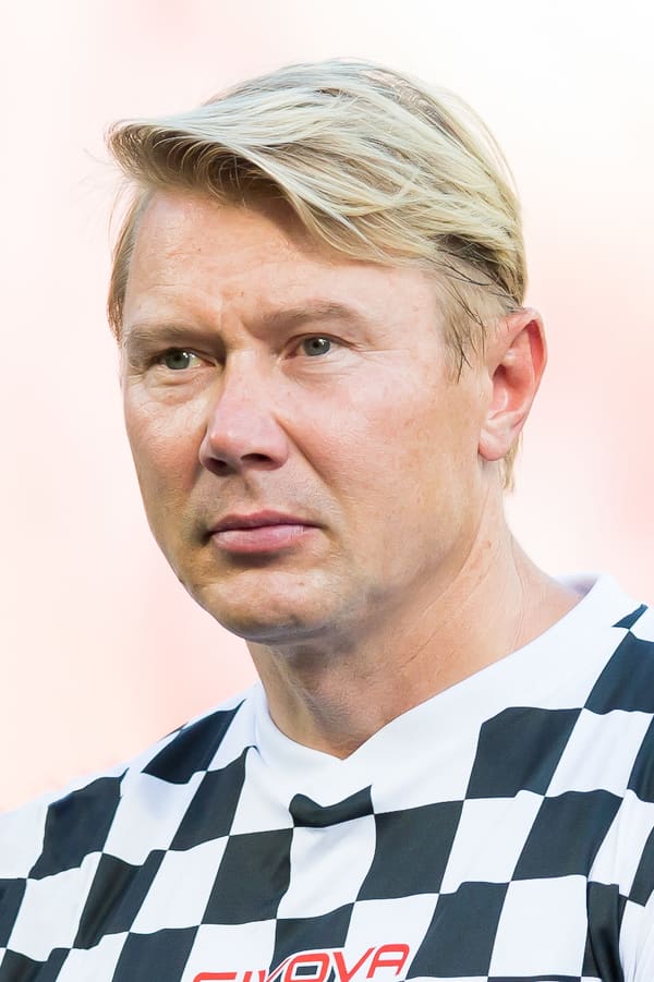 Mika Häkkinen, Finland (portrait via Wikimedia Commons)