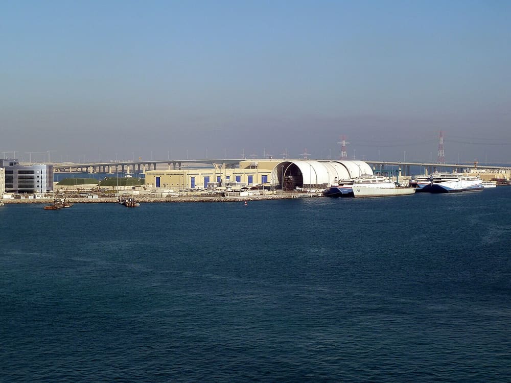 Al Mina & Al Zahiyah
