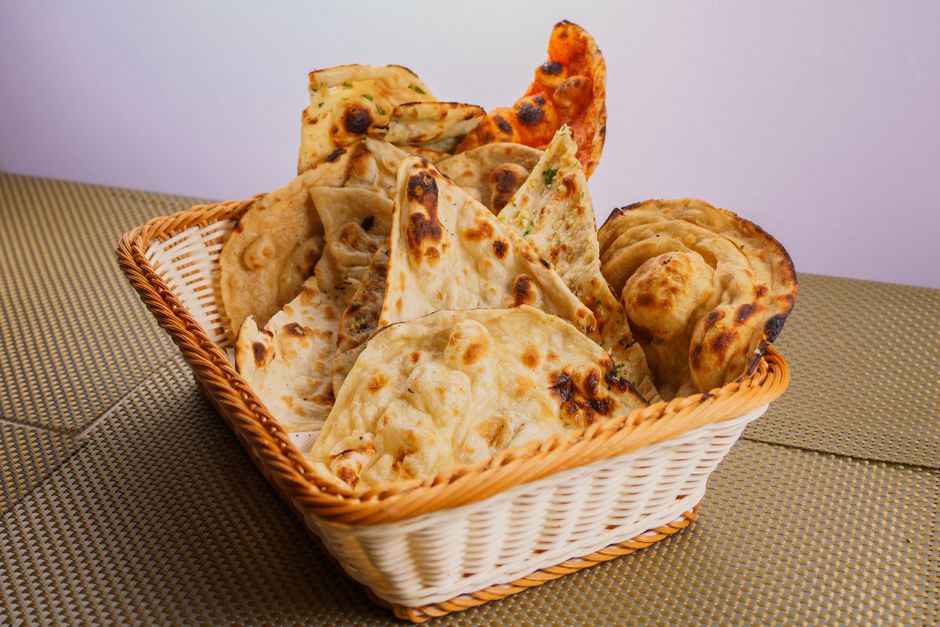 Naan and roti, Pakistan dish (Wimup)