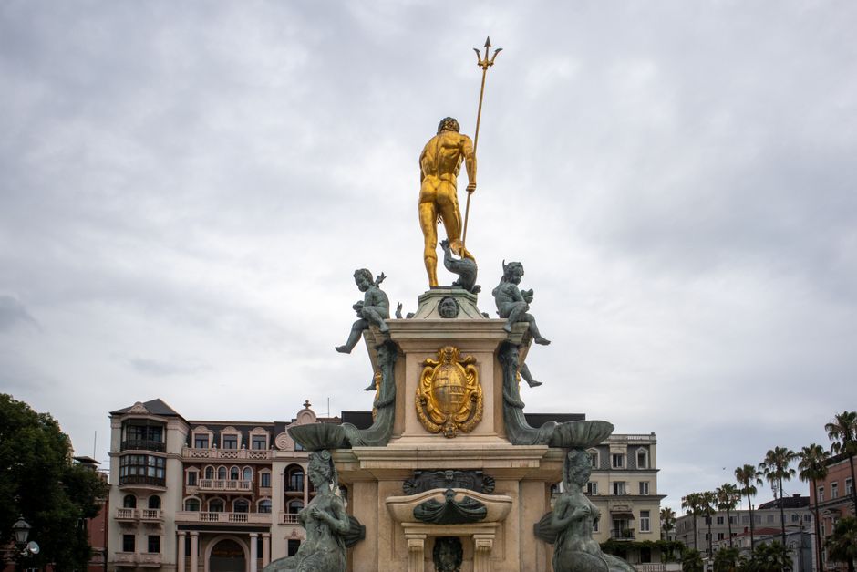 Neptune Fountain