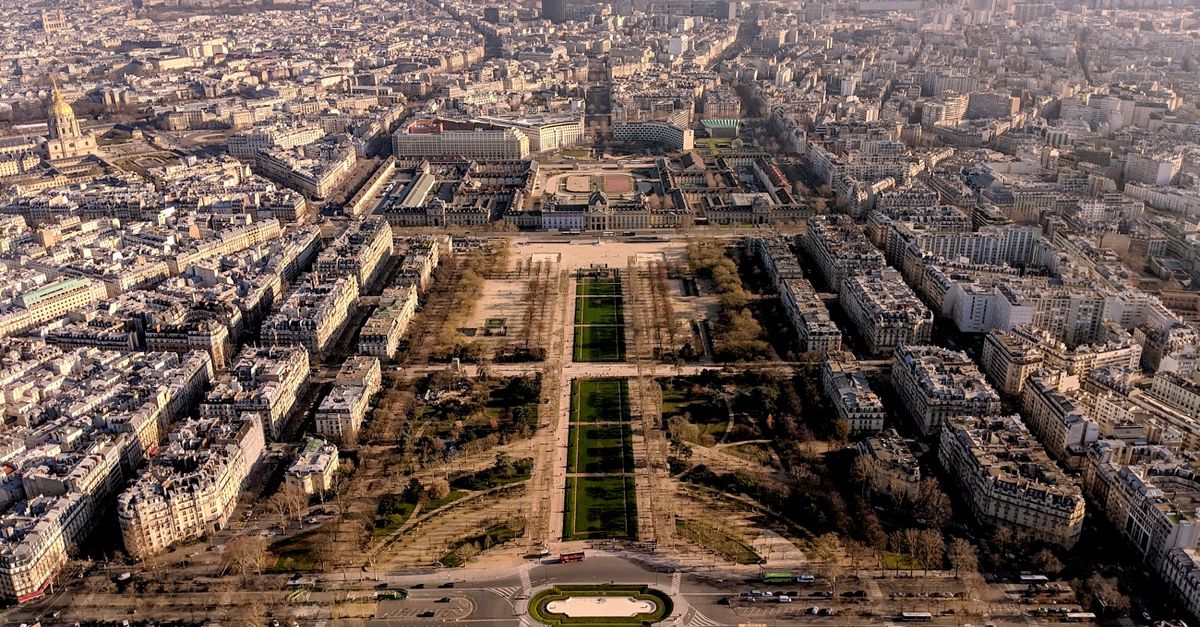 Paris, Europe, Wimup city guide