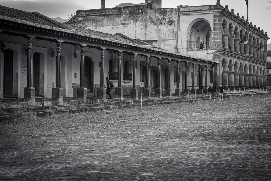 Parque Central and the Palacio de los Capitanes Generales, Antigua Guatemala, Guatemala