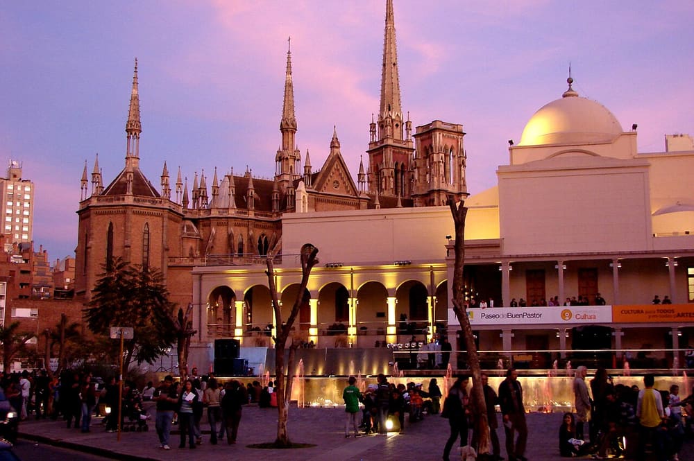 Paseo del Buen Pastor, Córdoba, Argentina (Wimup)