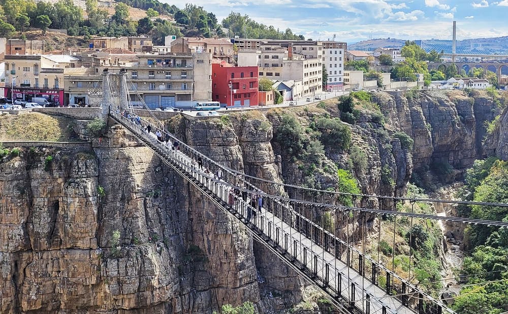 Passerelle Mellah Slimane