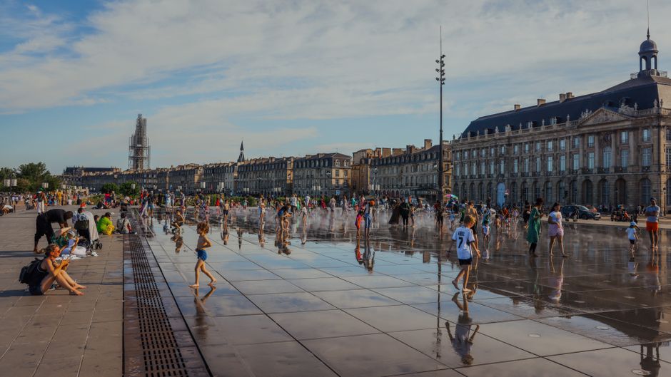 Place de la Bourse and the Miroir d'Eau, Bordeaux, France