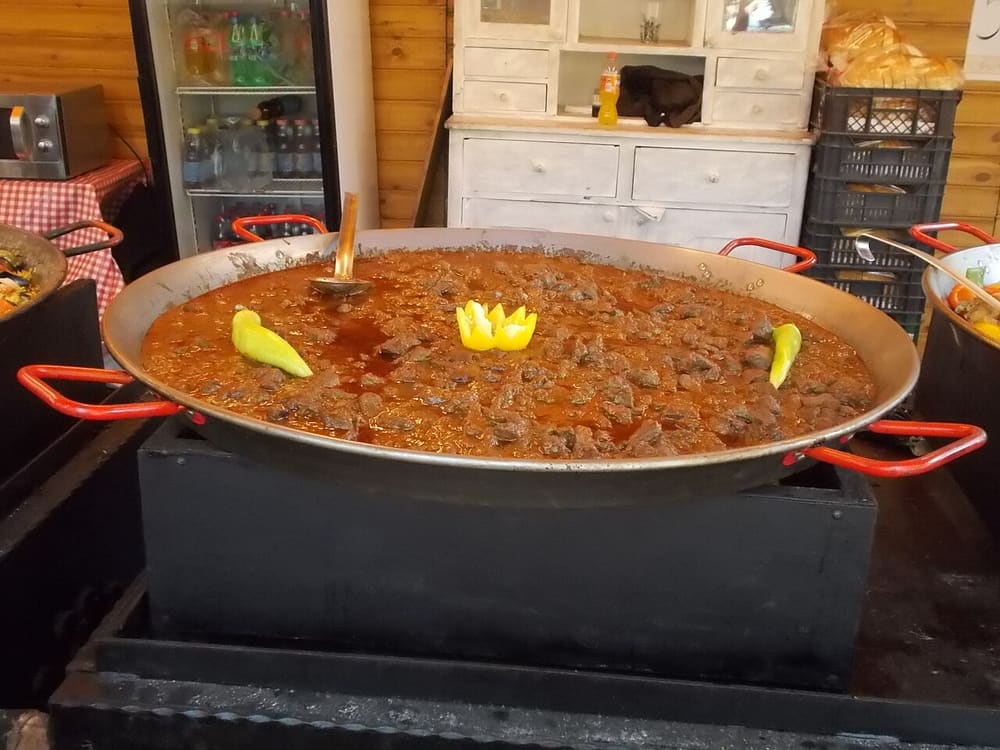 Pörkölt, Hungary (Wimup)