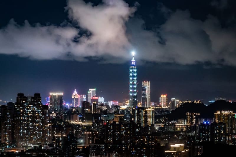 Ride to the 89th floor of Taipei 101, Taipei, Taiwan