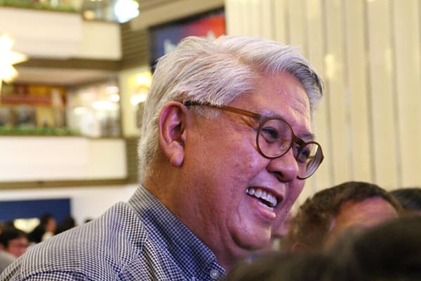 Ryan Cayabyab, Philippines (portrait via Wikimedia Commons)